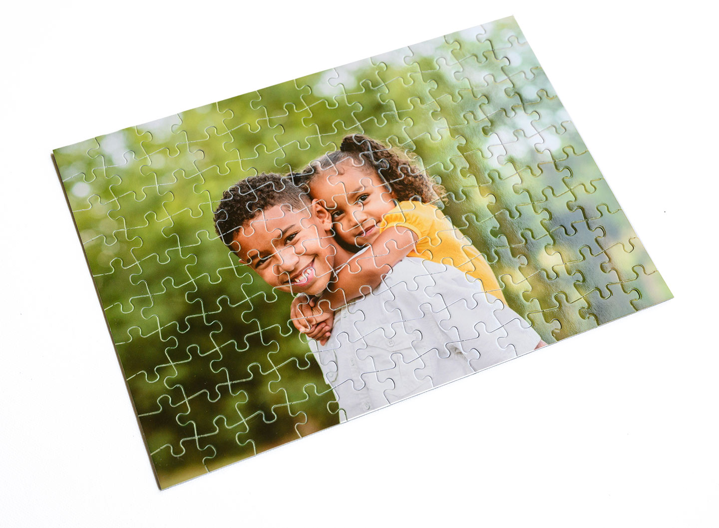 Personalized%20puzzle%20with%2099%20pieces%20