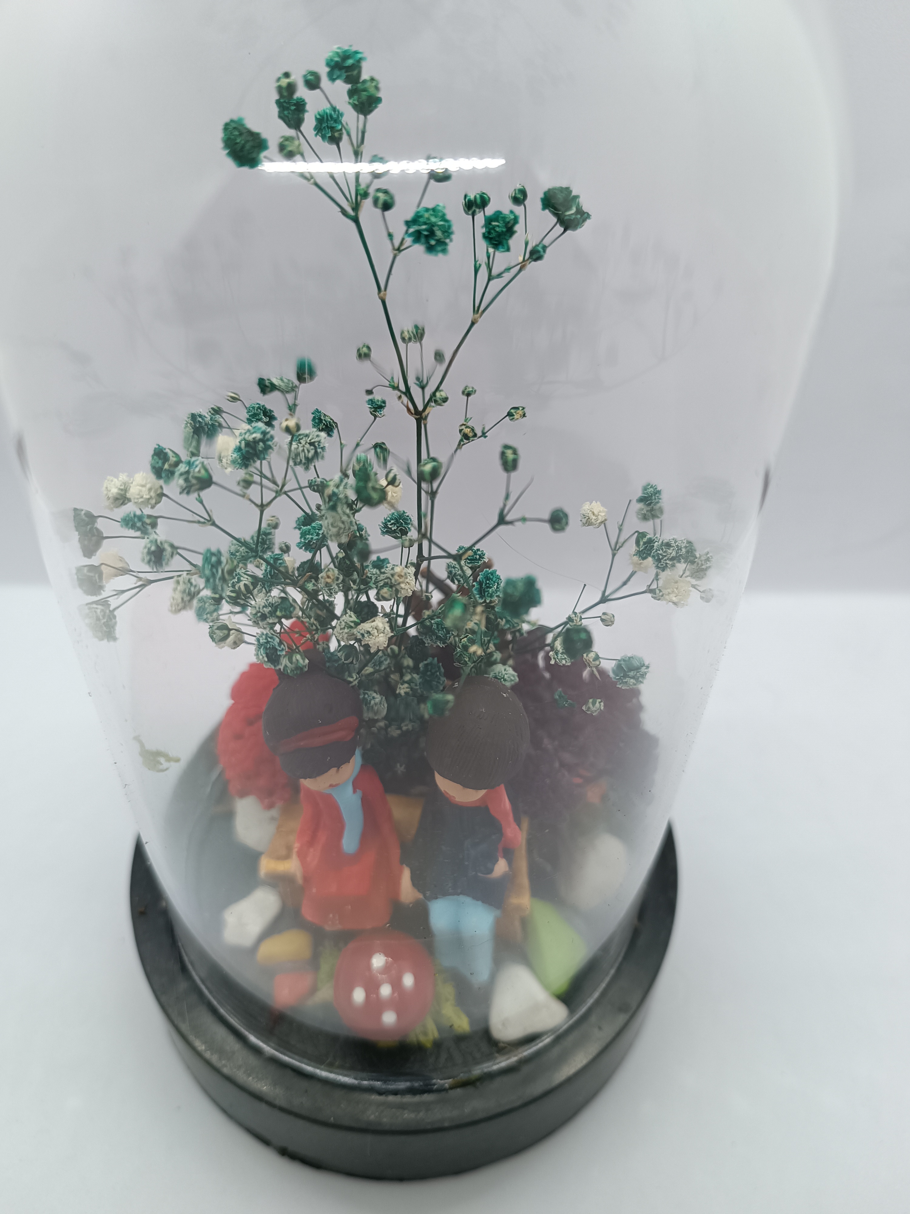 Lover%20themed%20bowl%20terrarium.