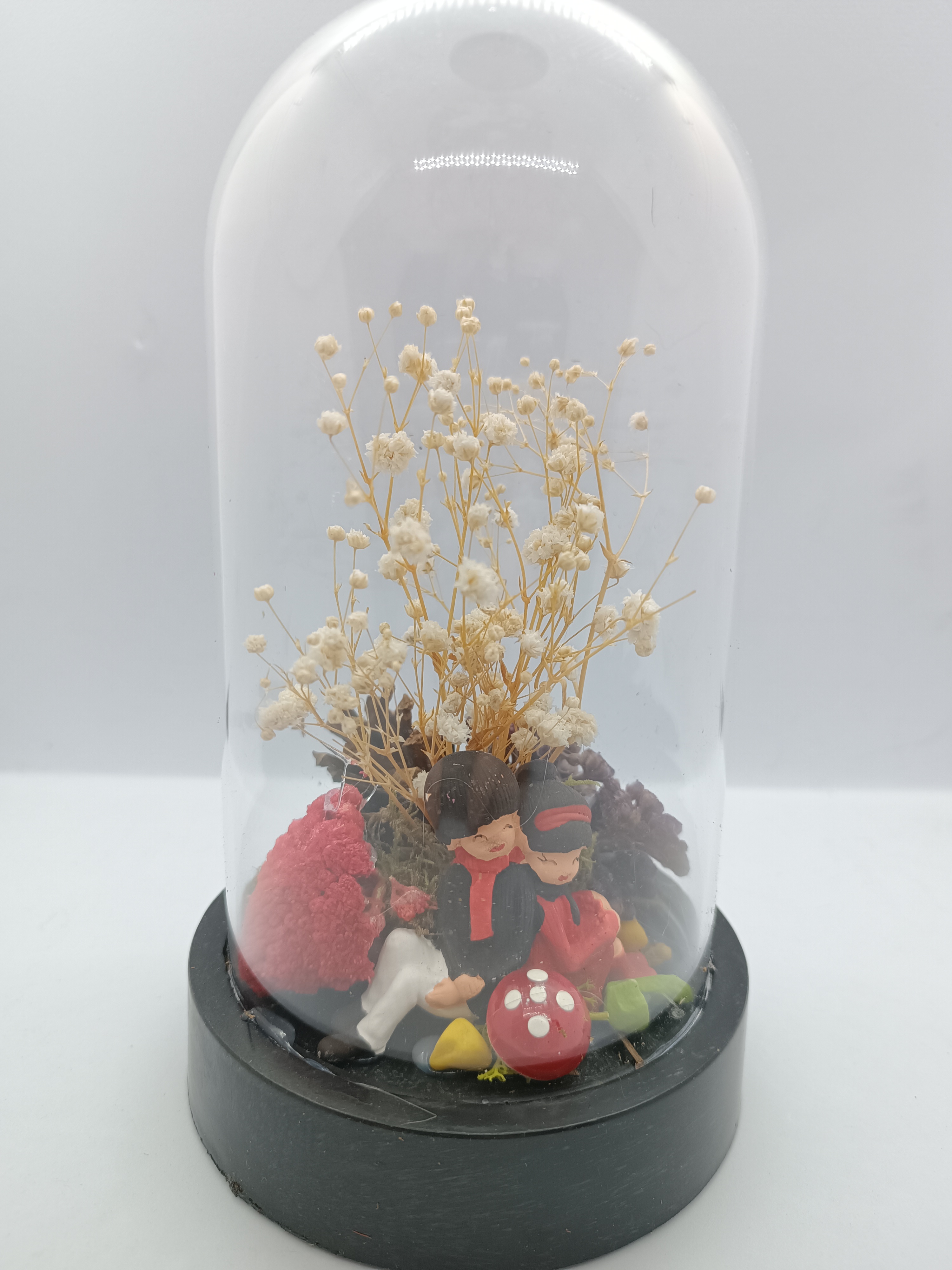 Lover%20themed%20bowl%20terrarium.