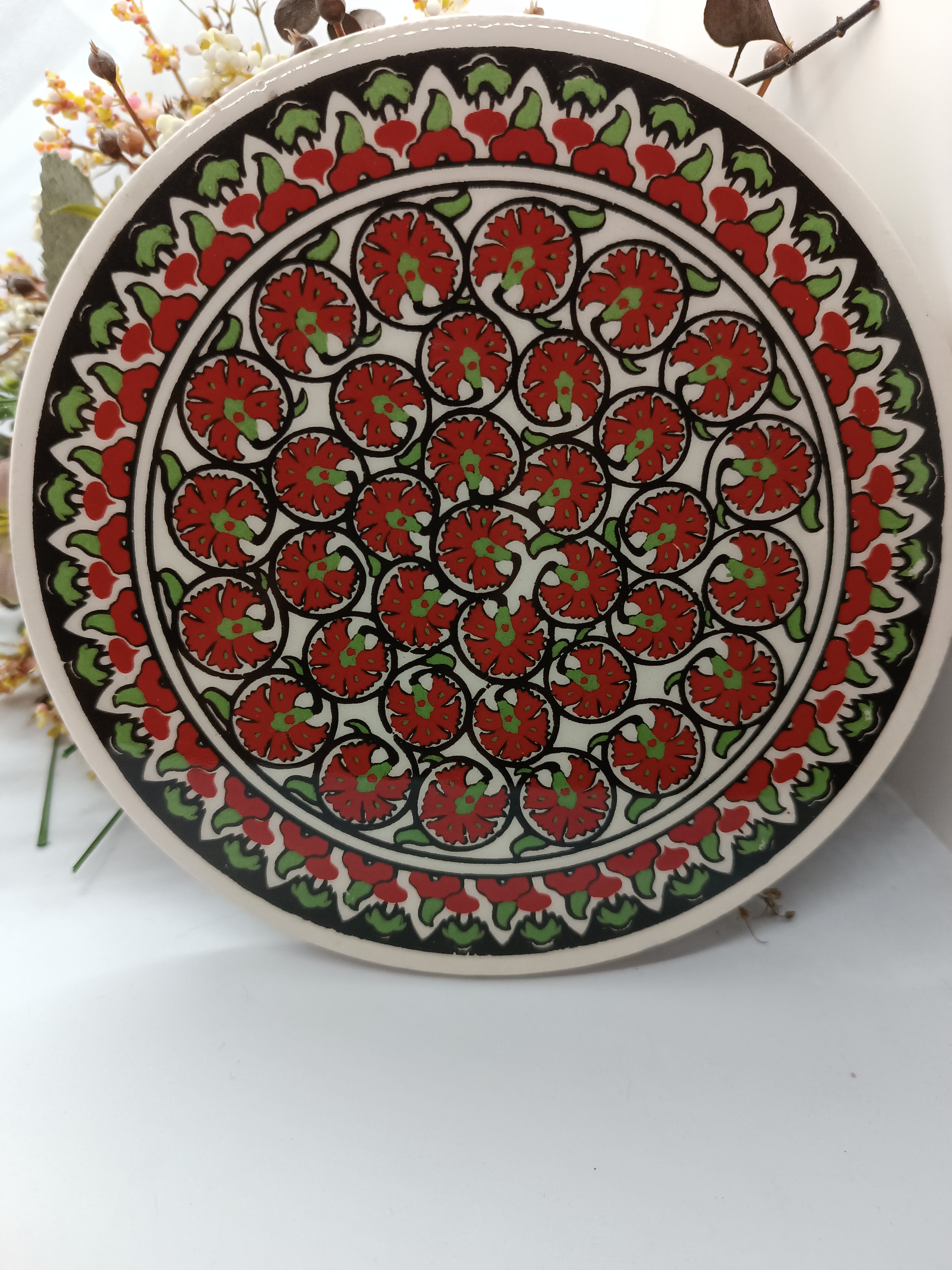 Traditional%20patterned%20ceramic%20trivet%2016%20cm.