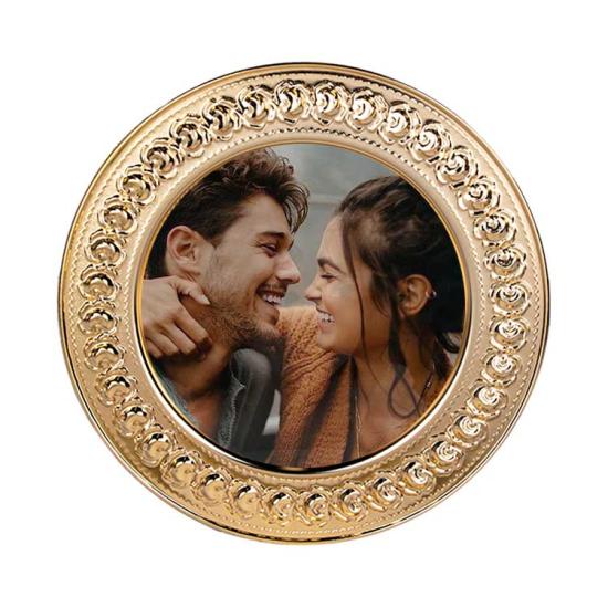 Personalized metal plate with picture.