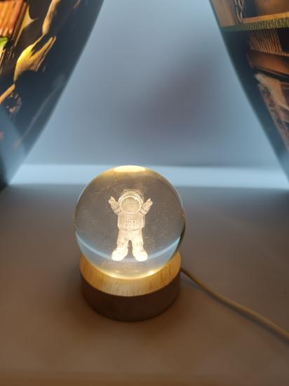 USB powered illuminated globe with astronaut figure