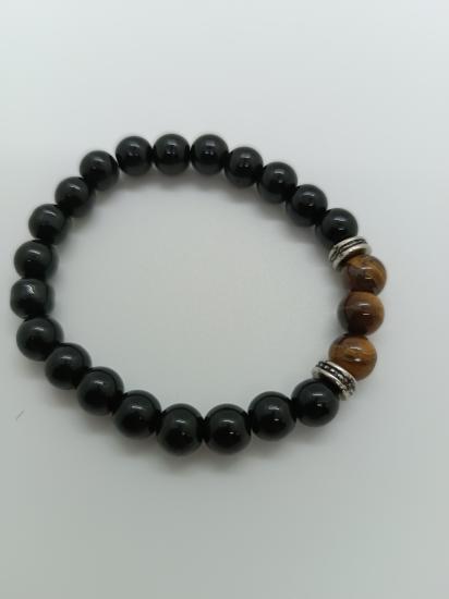 Tiger eye bead bracelet.